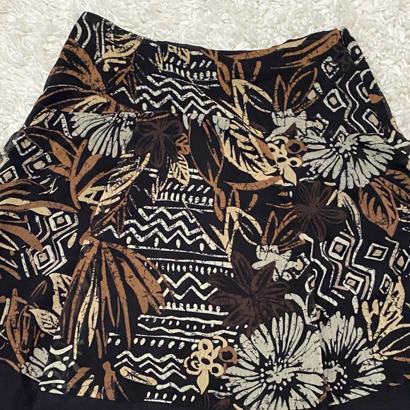 East 5th women’s size Xl 14 Floral Patterned Women's Skirt mid length - Picture 3 of 10